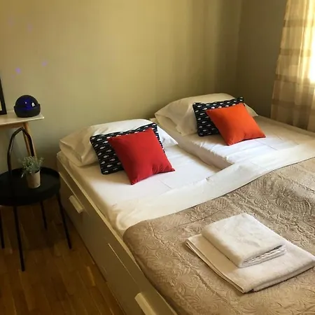 Be My Guest * カヴァラ