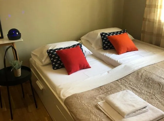 Be My Guest * Kavala